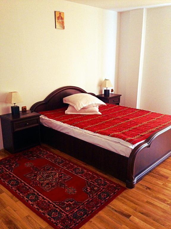 Casa Renti Hotell Novaci-Străini Rum bild
